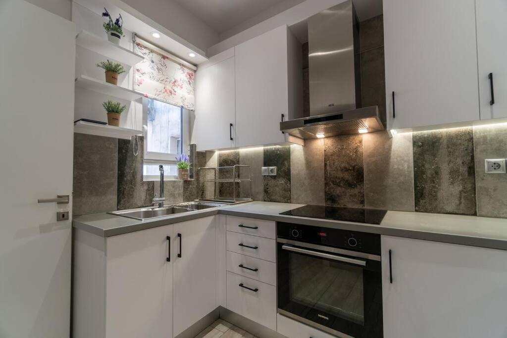 Serenita City Center Apartment コルフ島 エクステリア 写真
