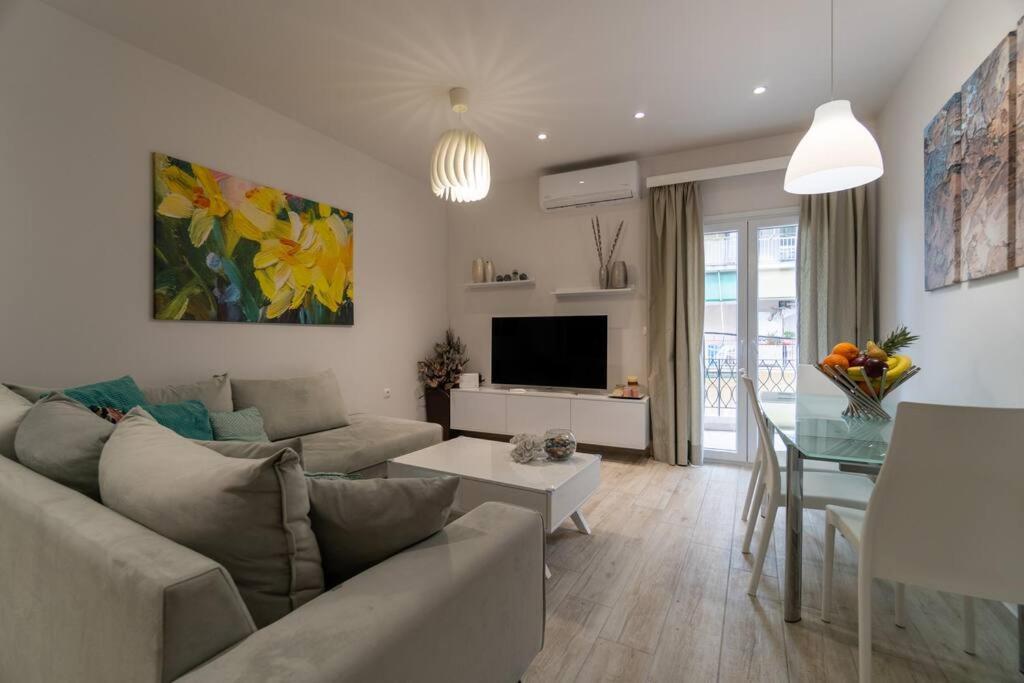 Serenita City Center Apartment コルフ島 エクステリア 写真
